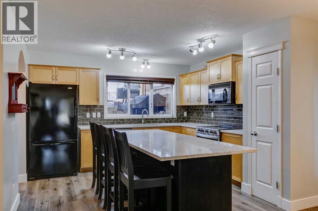 Single Family House for Sale in  Everglen Way SW Evergreen Calgary 