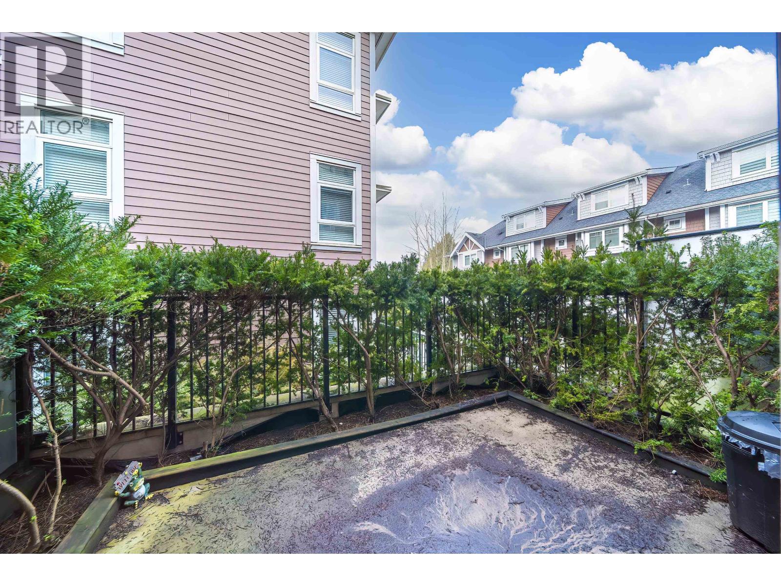 #2-6611 ECKERSLEY Road, Richmond