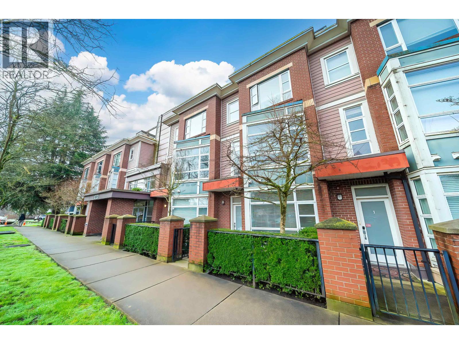 #2-6611 ECKERSLEY Road, Richmond