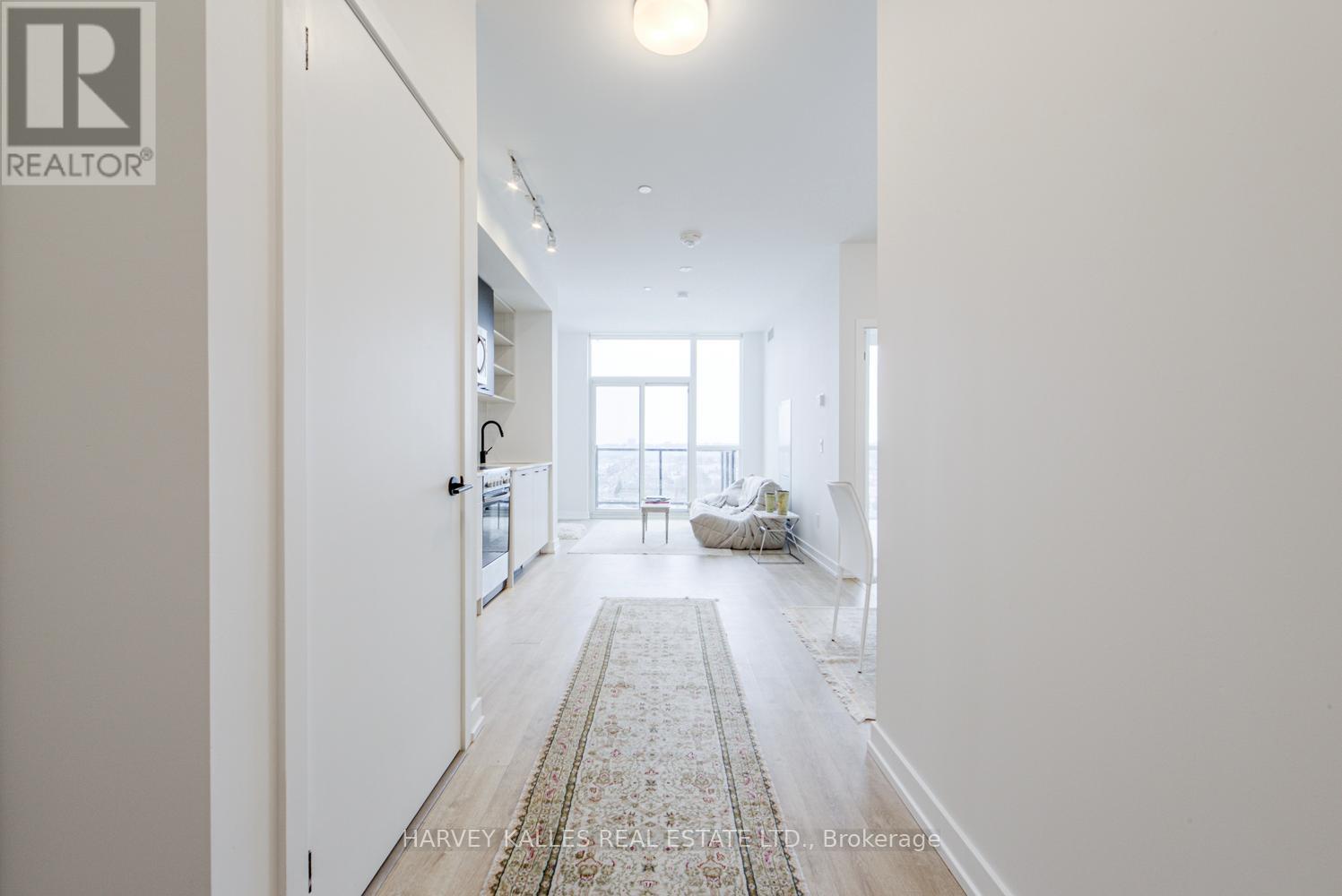 #1001 2300 ST CLAIR AVENUE W - 10