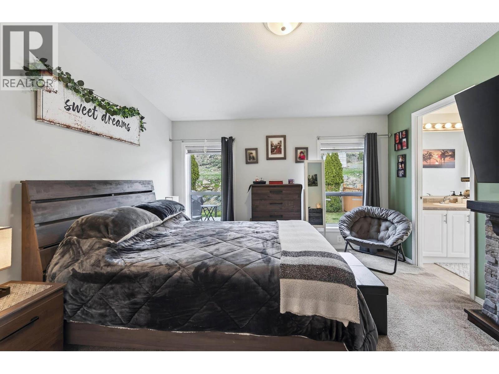 #23 768 SHUSWAP Road - 20