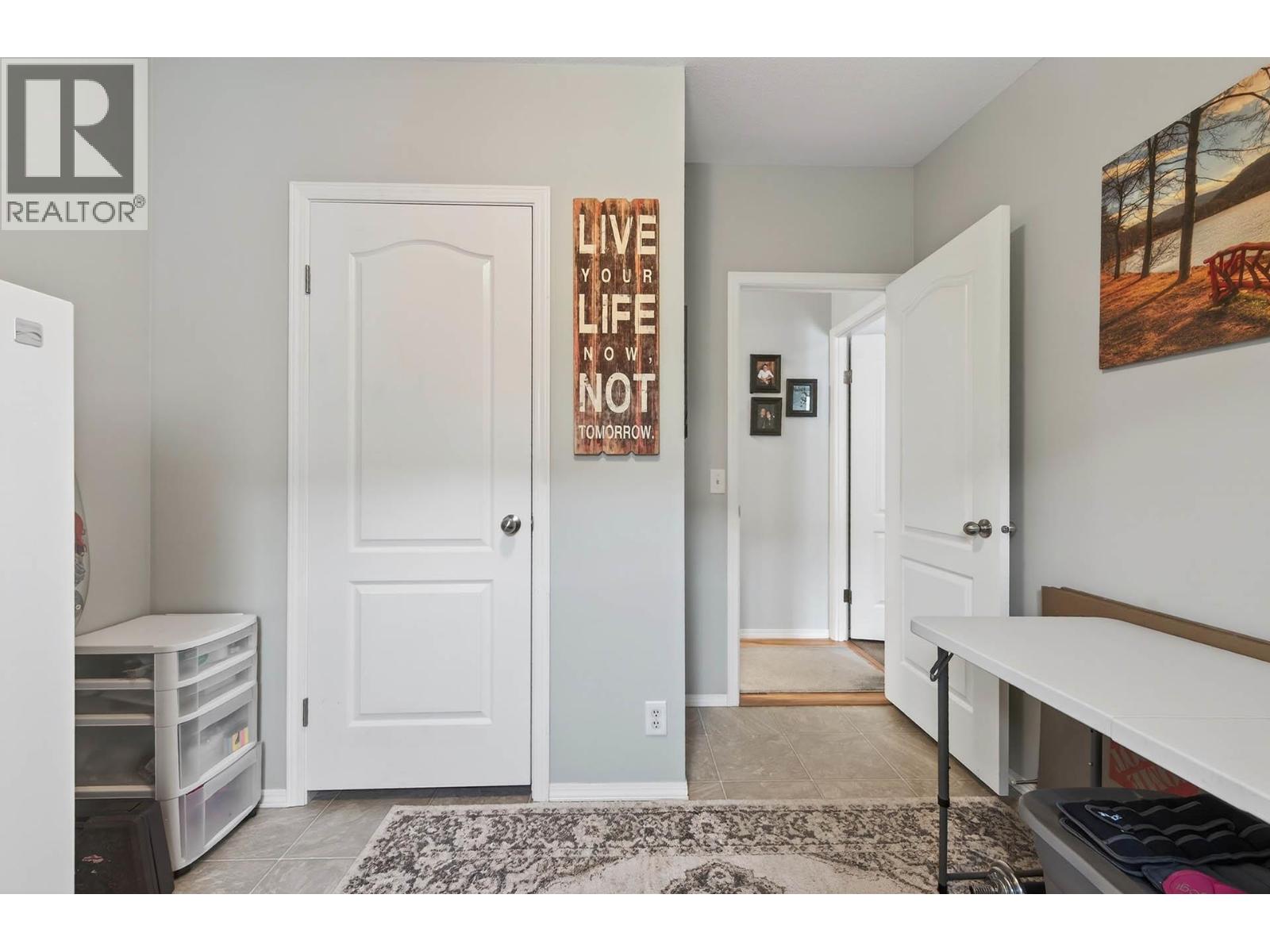 #23 768 SHUSWAP Road - 28