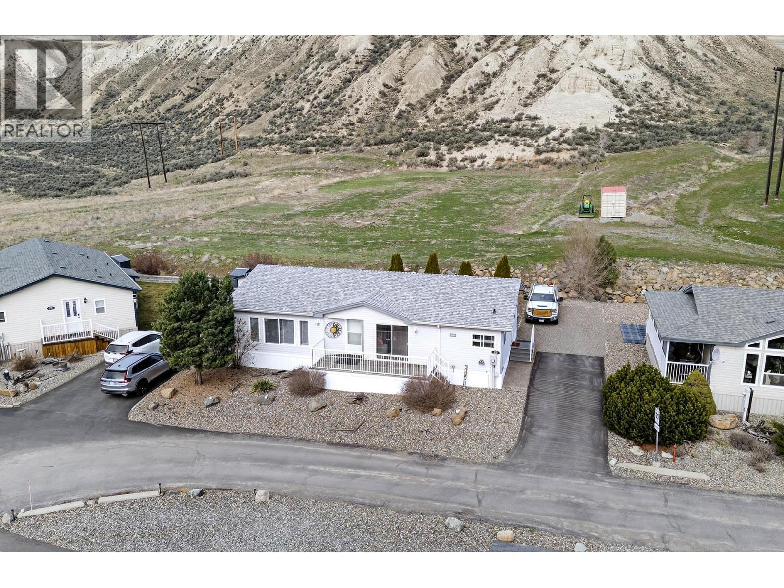 #23 768 SHUSWAP Road - 41