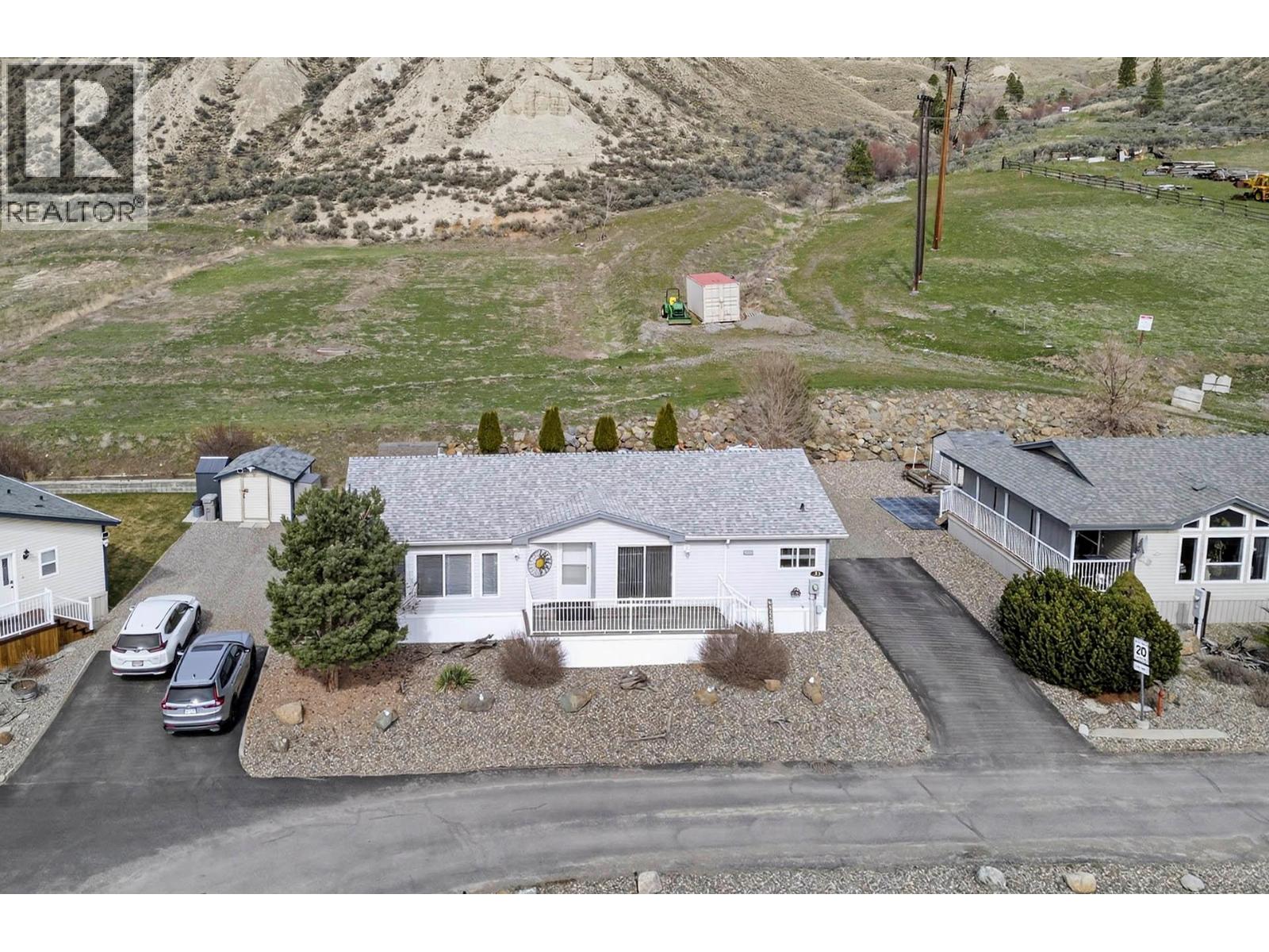#23 768 SHUSWAP Road - 49