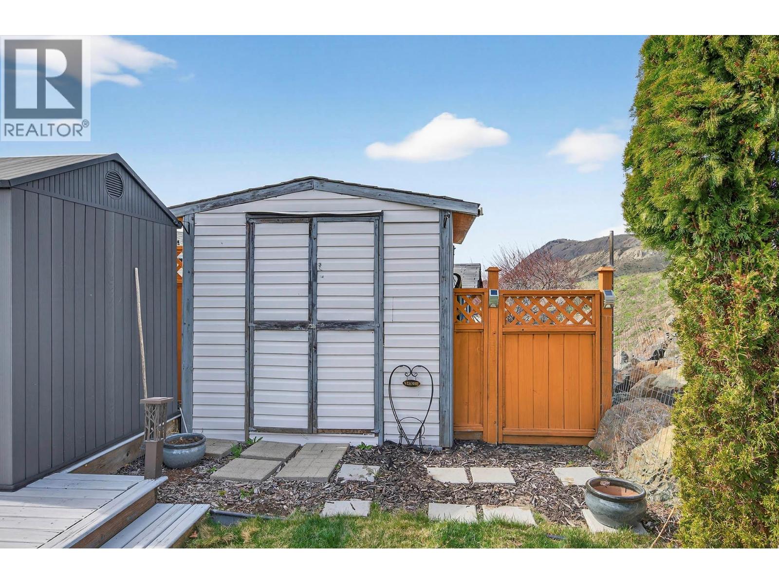 #23 768 SHUSWAP Road - 55