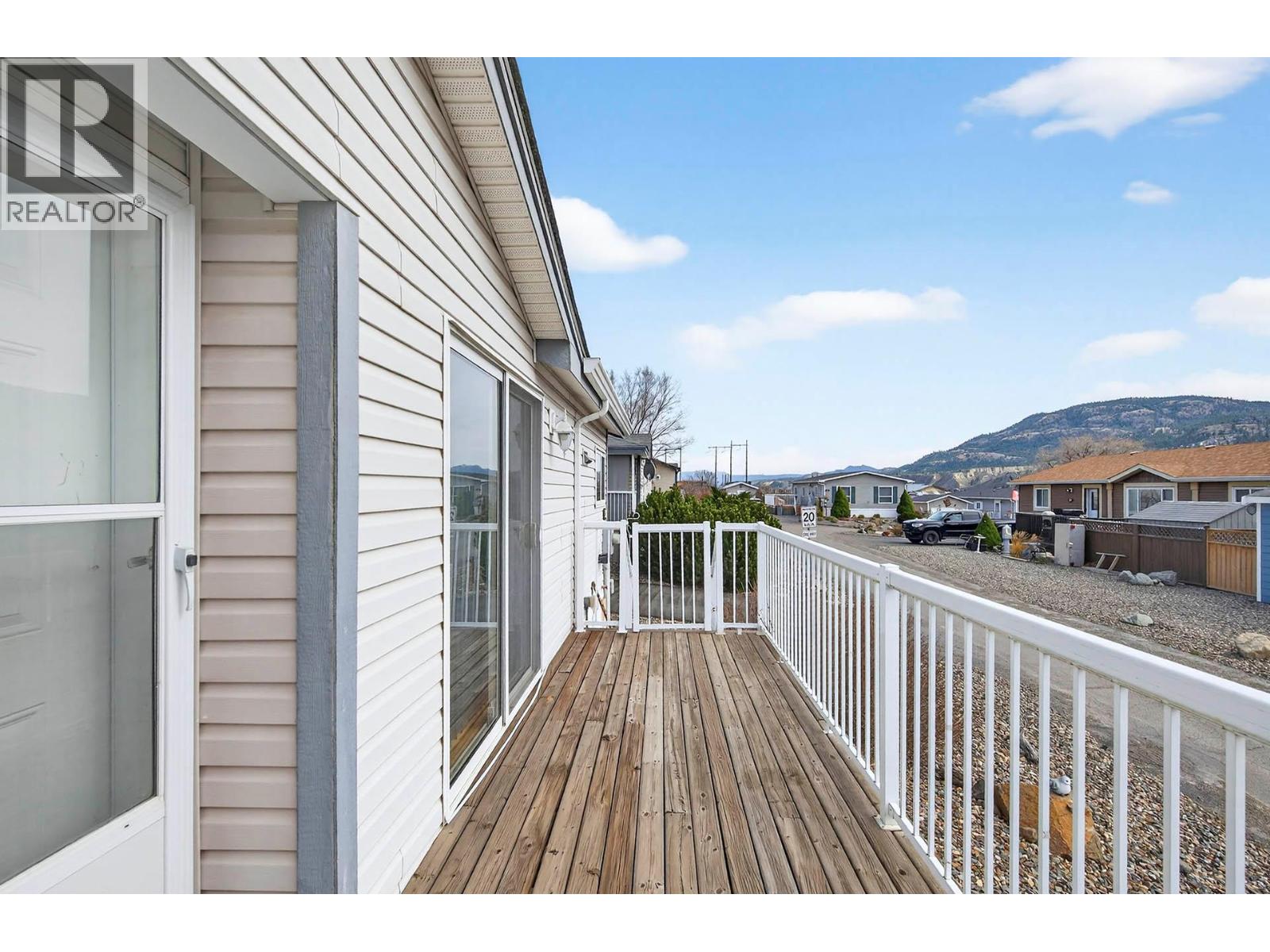 #23 768 SHUSWAP Road - 56