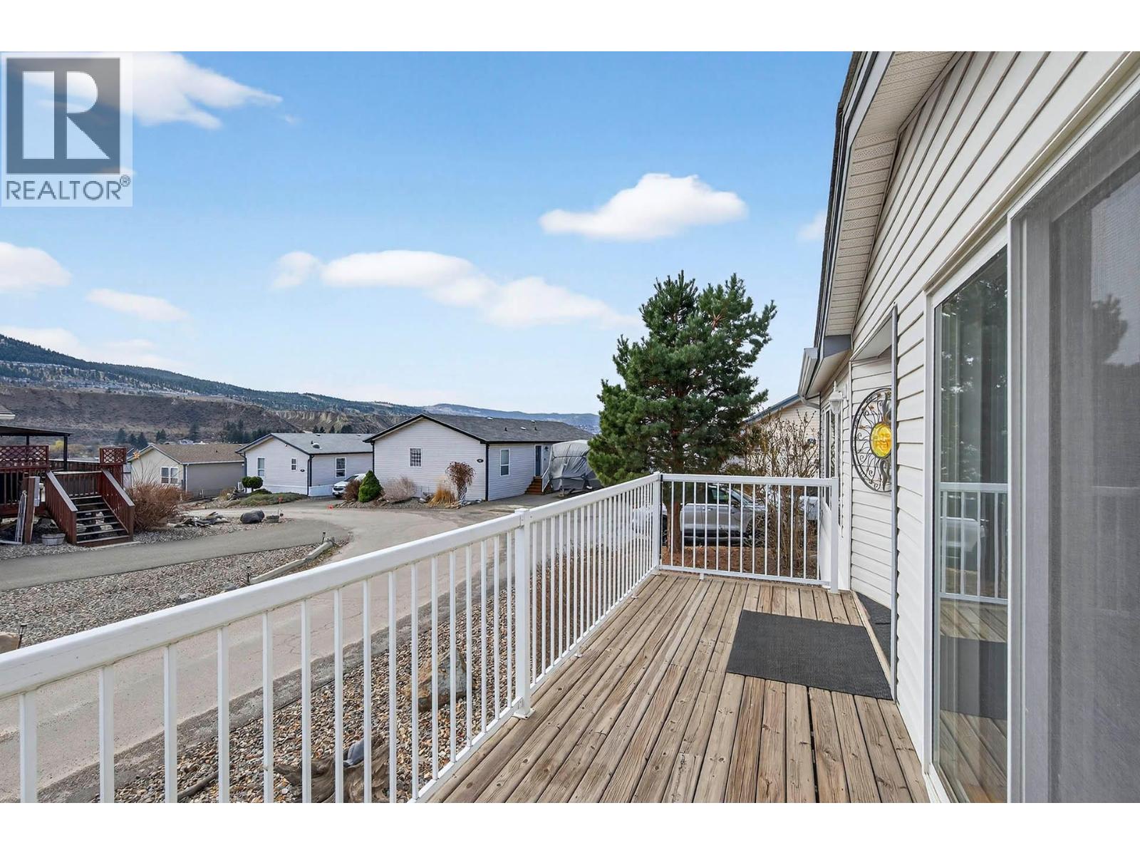 #23 768 SHUSWAP Road - 58