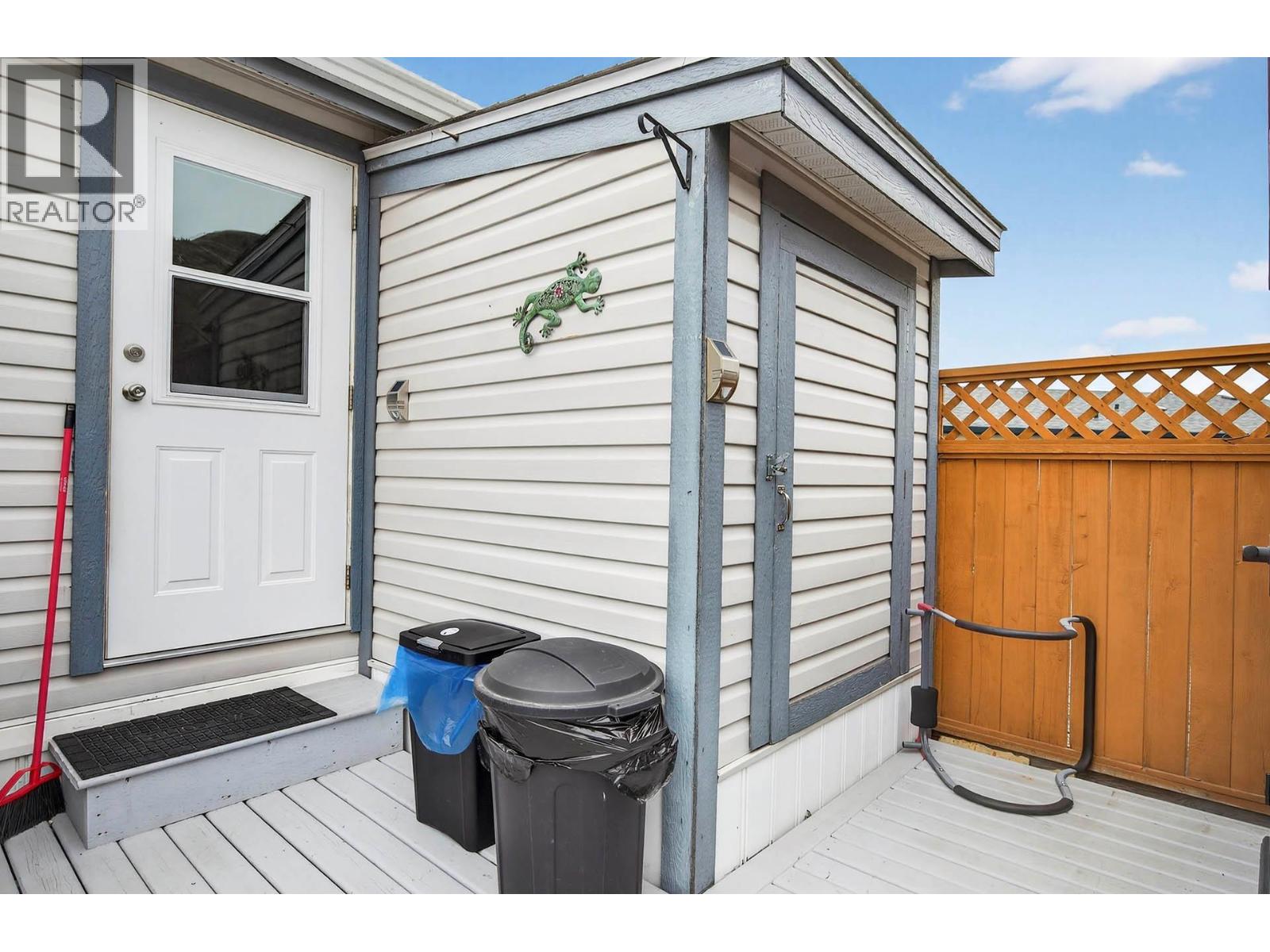 #23 768 SHUSWAP ROAD - 59