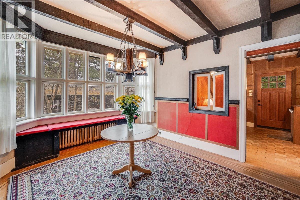1107 ROBERTSON Avenue - 34