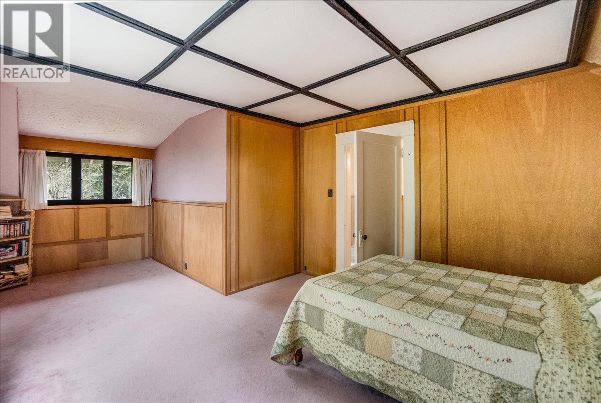 1107 ROBERTSON Avenue - 46