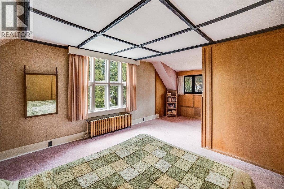 1107 ROBERTSON Avenue - 48
