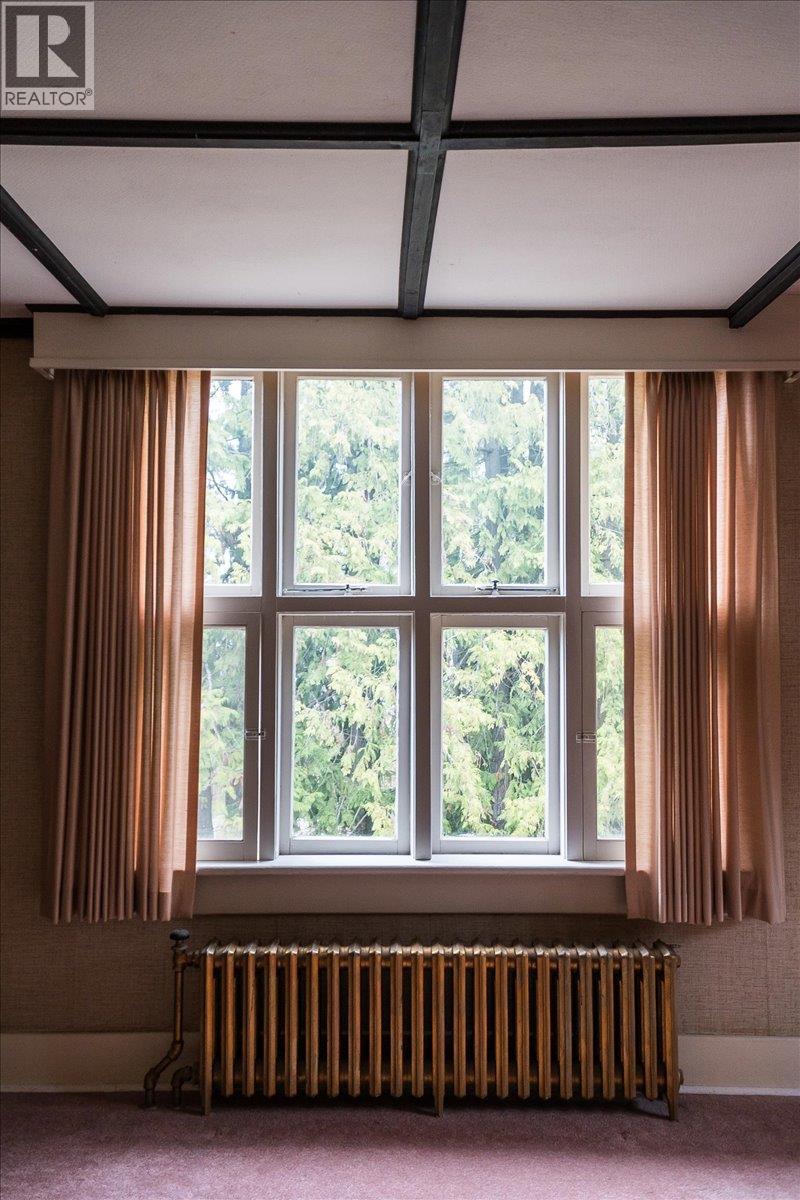 1107 ROBERTSON AVENUE - 49