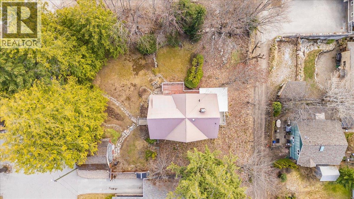 1107 ROBERTSON Avenue - 75