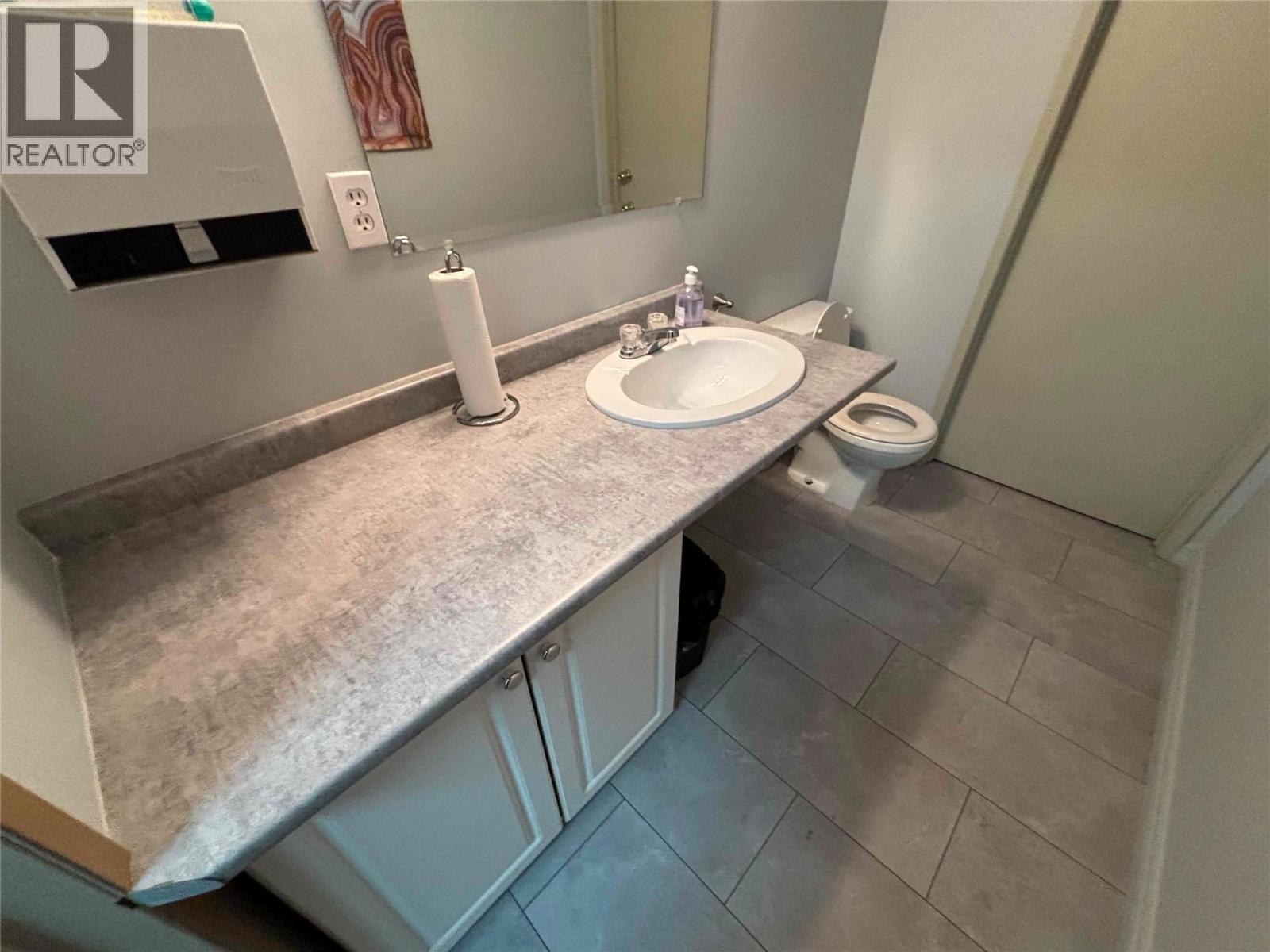 202 2808 48th Avenue, Vernon