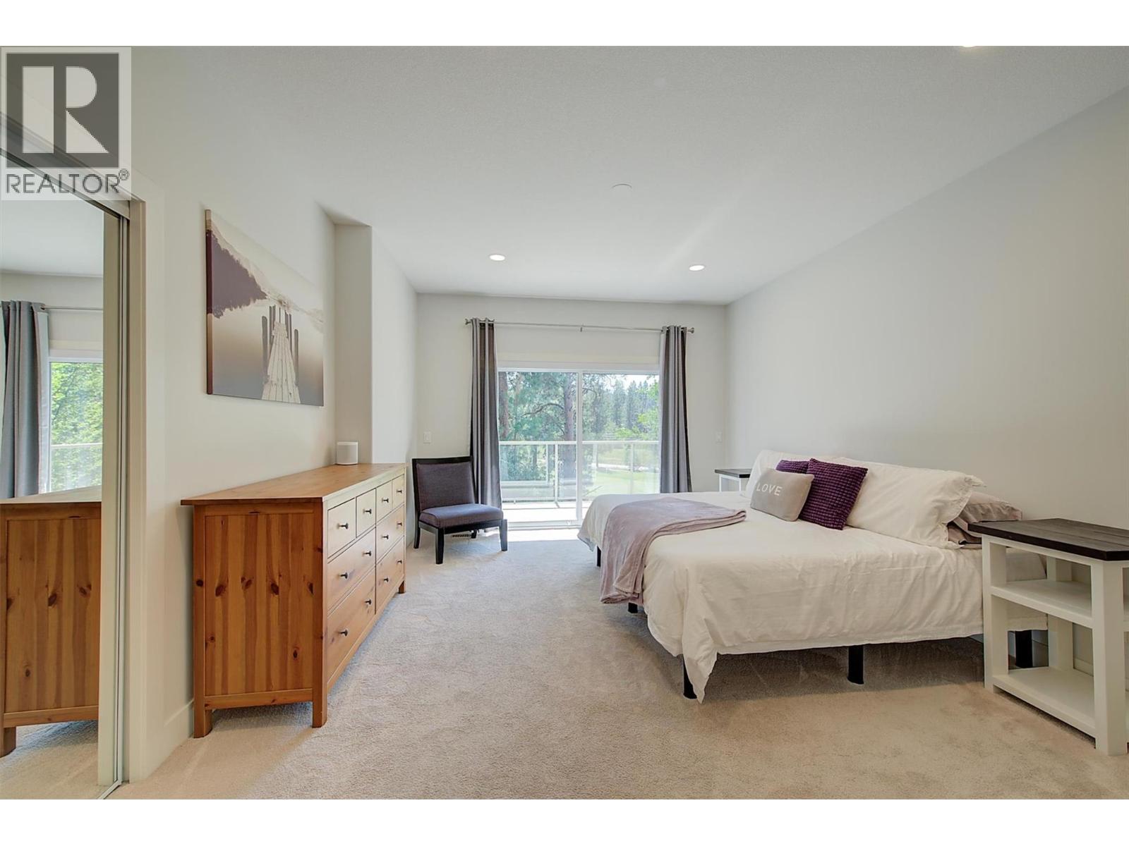  4048 Gallaghers Terrace, Kelowna