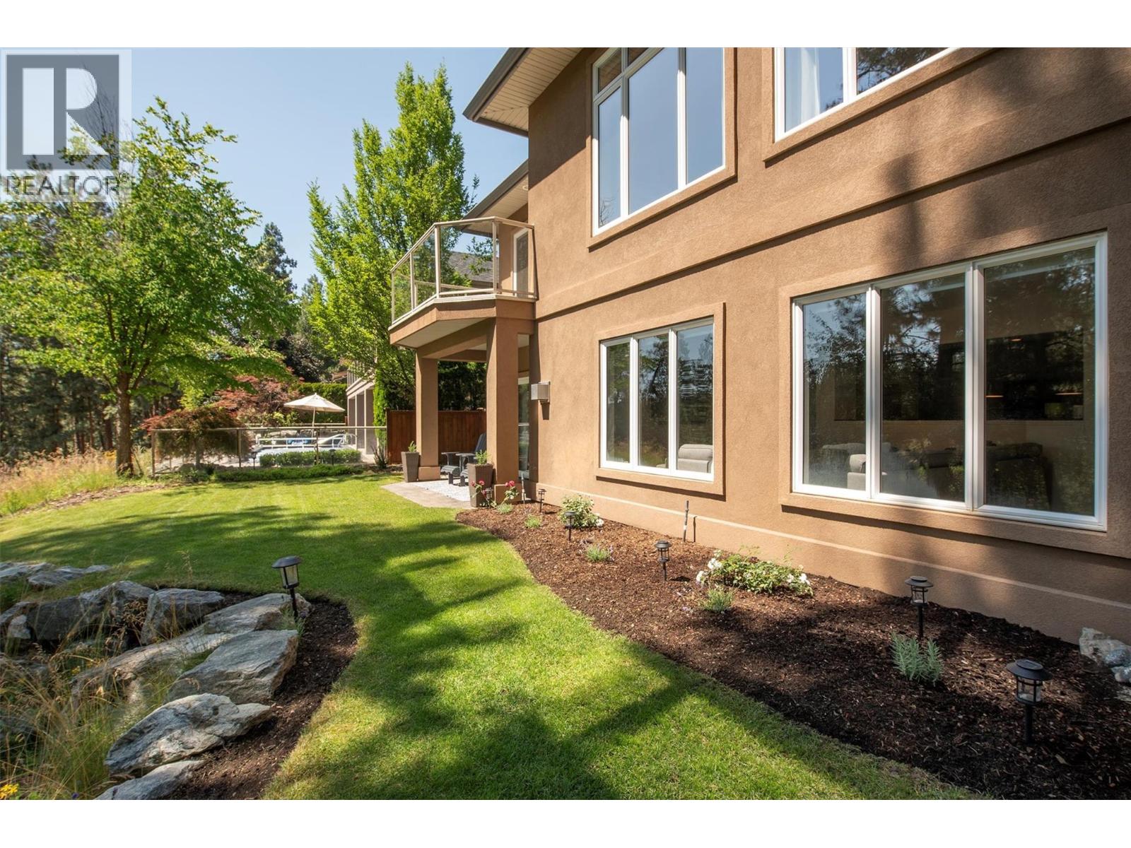 4048 Gallaghers Terrace, Kelowna