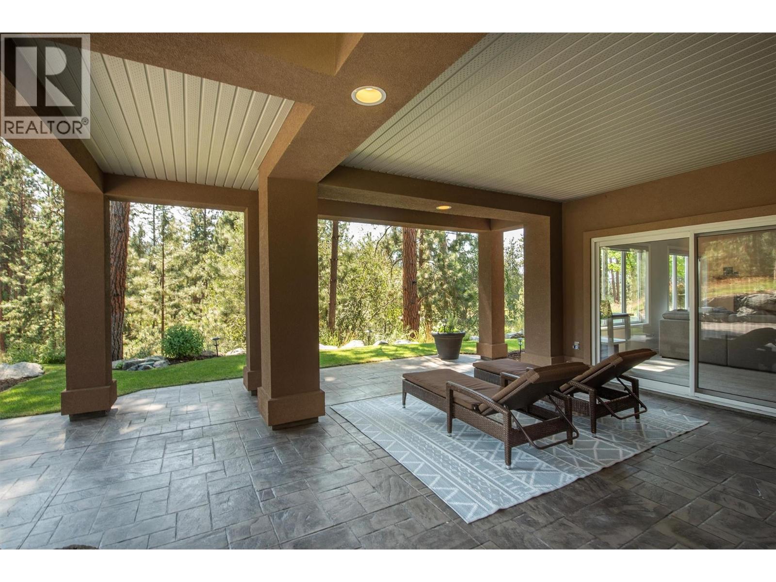  4048 Gallaghers Terrace, Kelowna