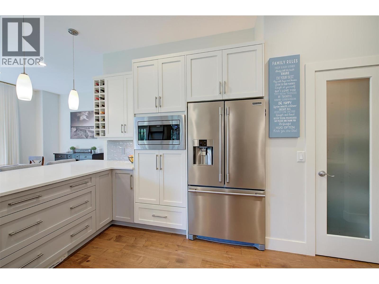  4048 Gallaghers Terrace, Kelowna