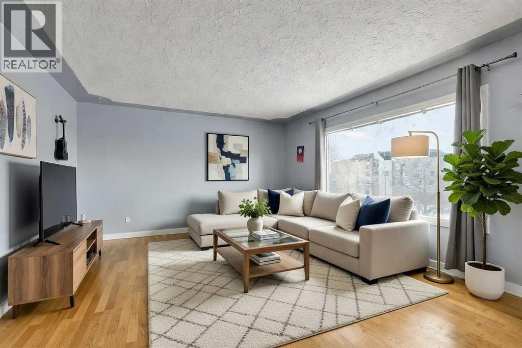 4617 Stanley Road SW Photo 5 - Calgary Real Estate