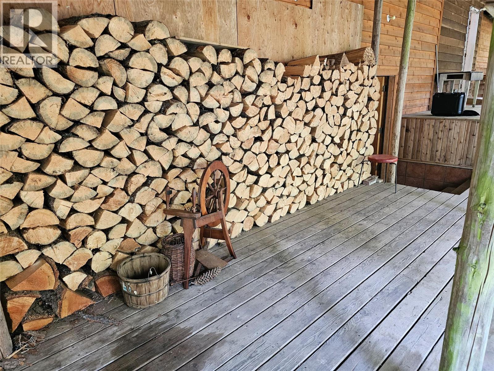  7467 ST THOMAS Road, Winlaw