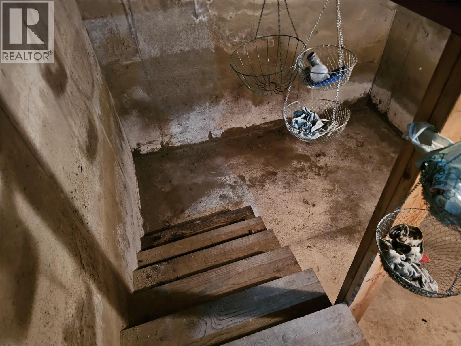  7467 ST THOMAS Road, Winlaw