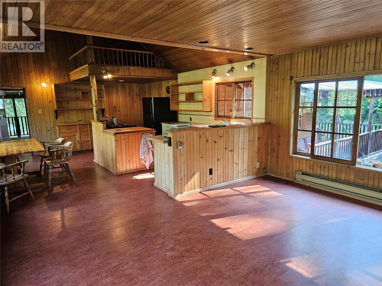 7467 ST THOMAS Road - 9