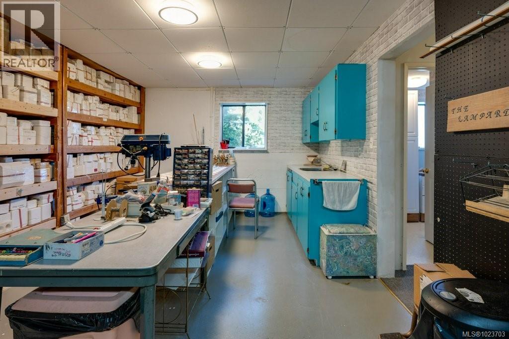 2983 NORTHWEST BAY RD - 53