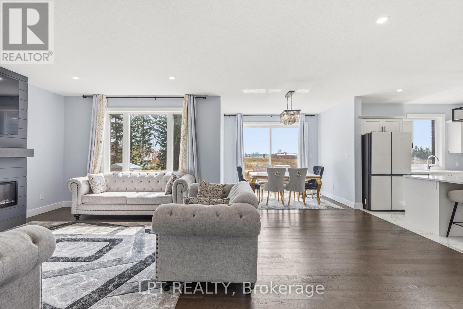 163 MCLEOD STREET - 12