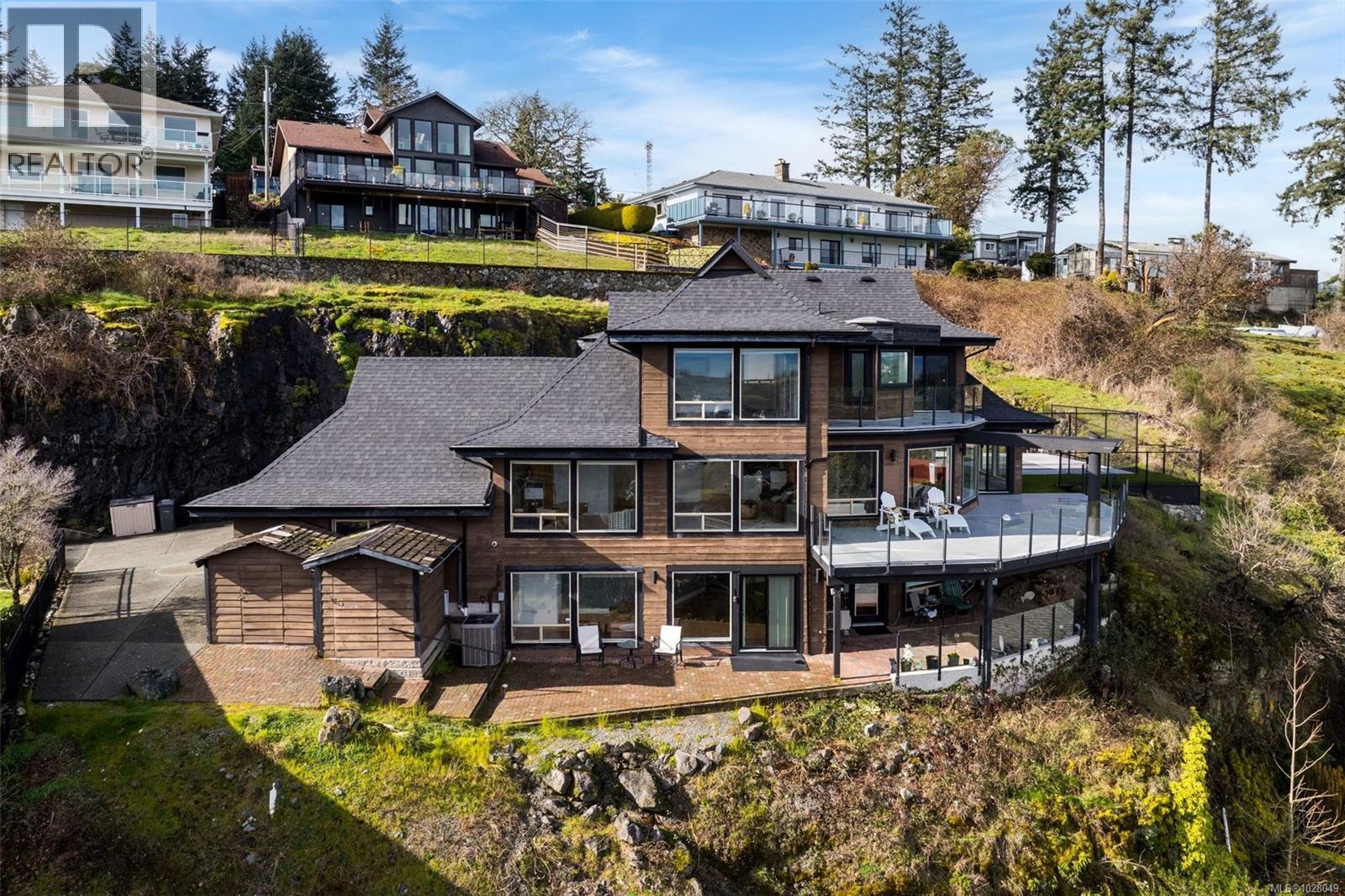 3392 Haida Dr, Colwood