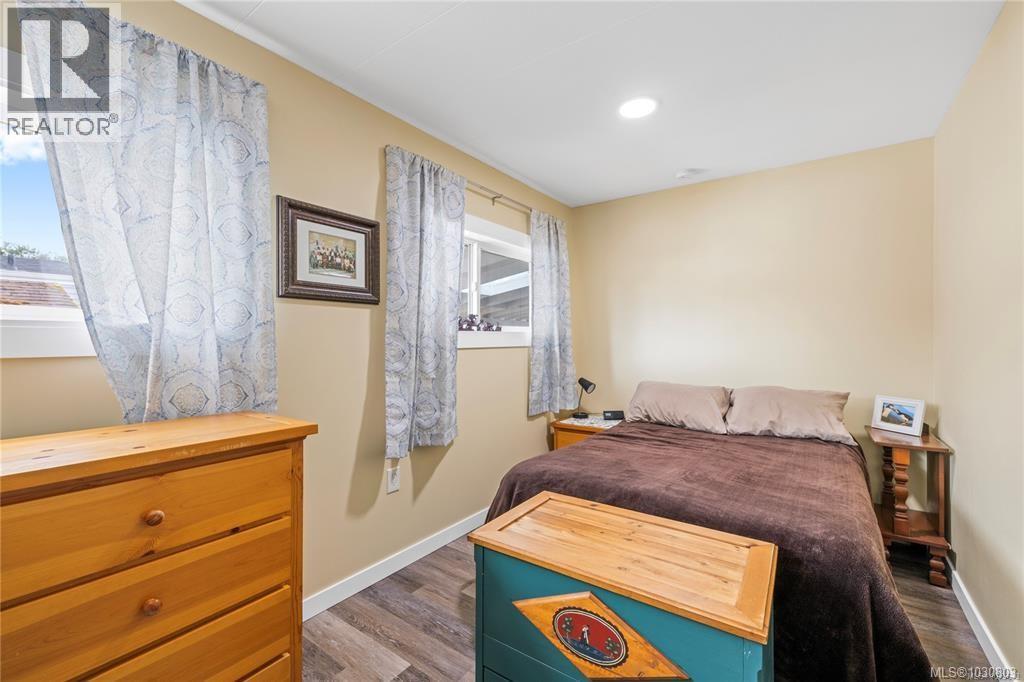 #58 1572 Seabird Rd - 13