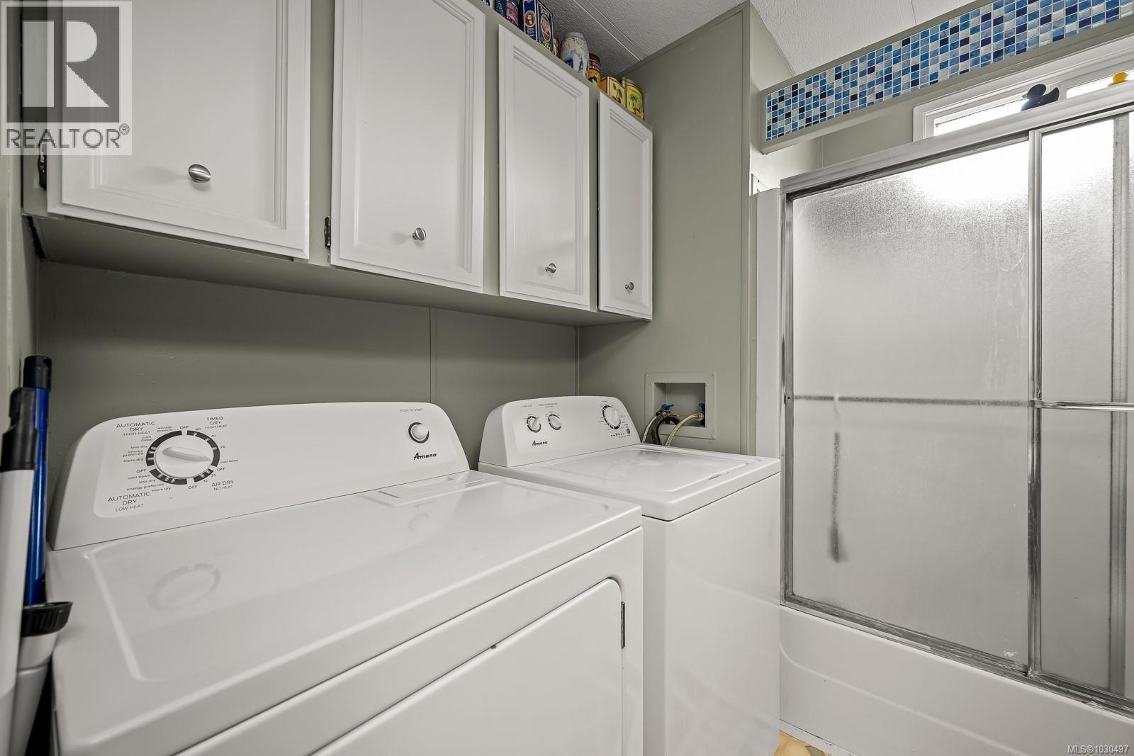 #19 390 COWICHAN Ave - 17