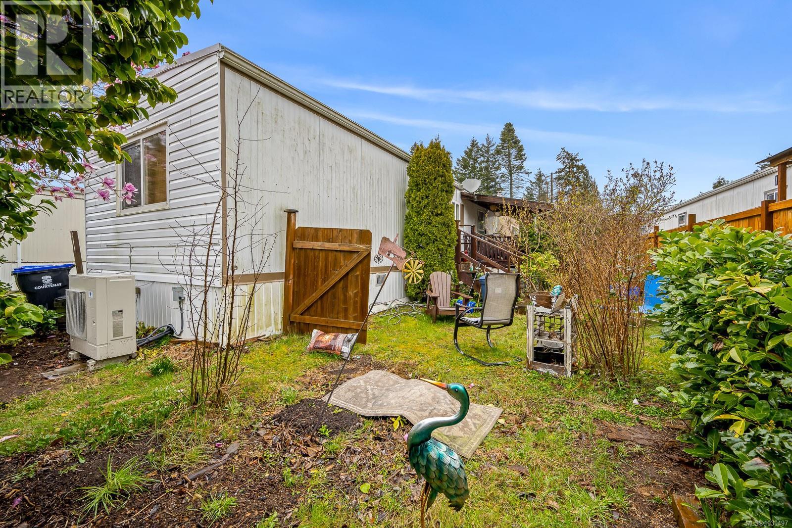 #19 390 COWICHAN Ave - 26