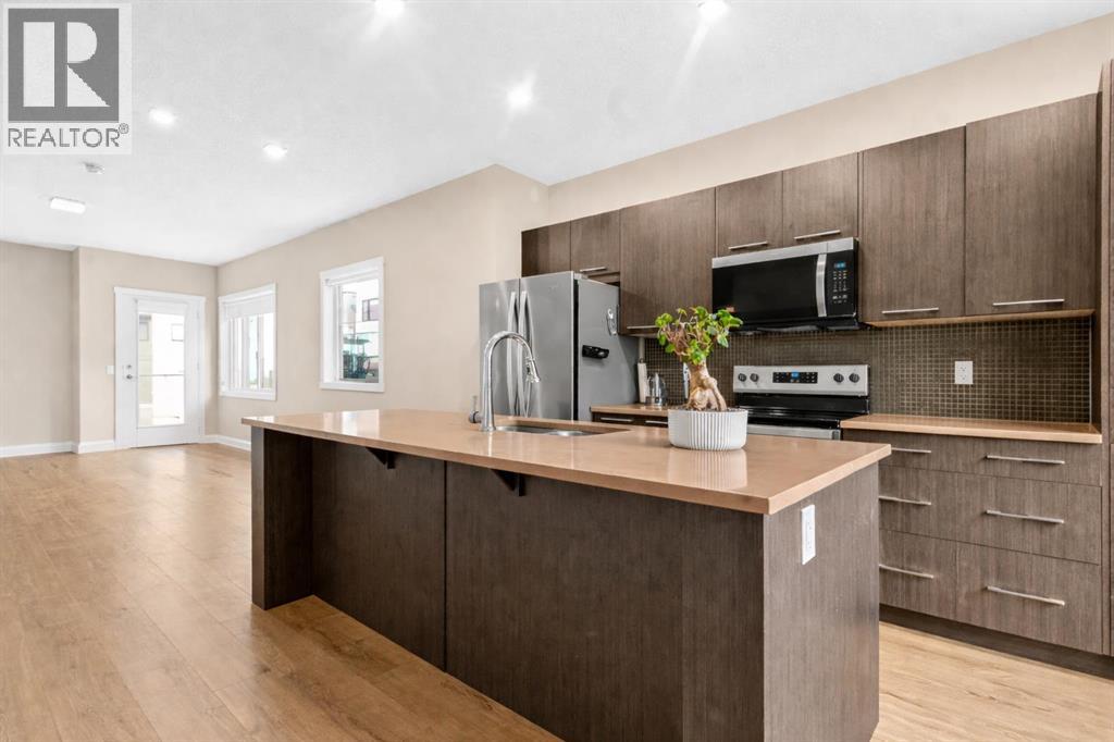 Single Family House for Sale in   Sherwood Square NW Sherwood Calgary 