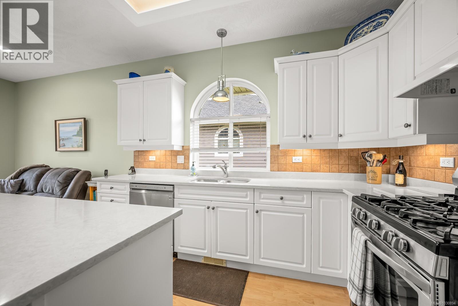 #237 3399 CROWN ISLE DR - 5