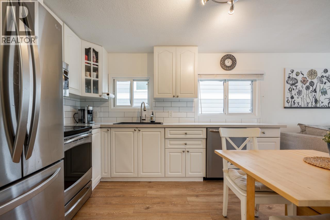 50 3295 SUNNYSIDE ROAD, Anmore