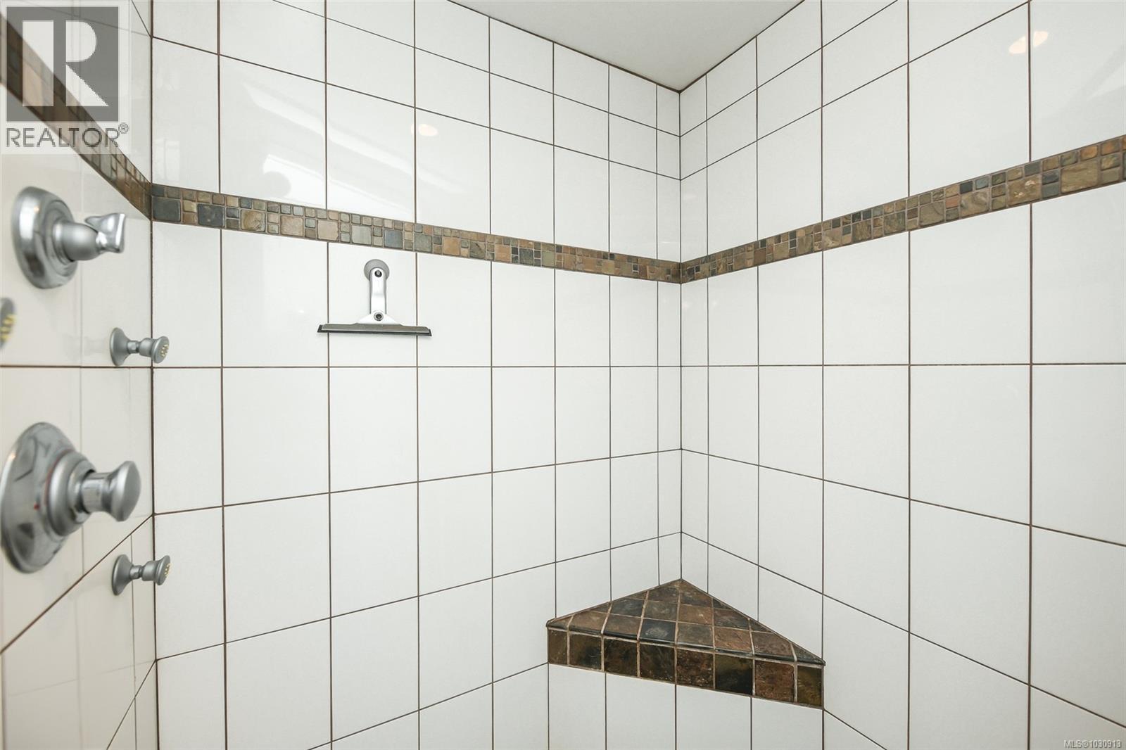 #224 3666 ROYAL VISTA WAY - 27