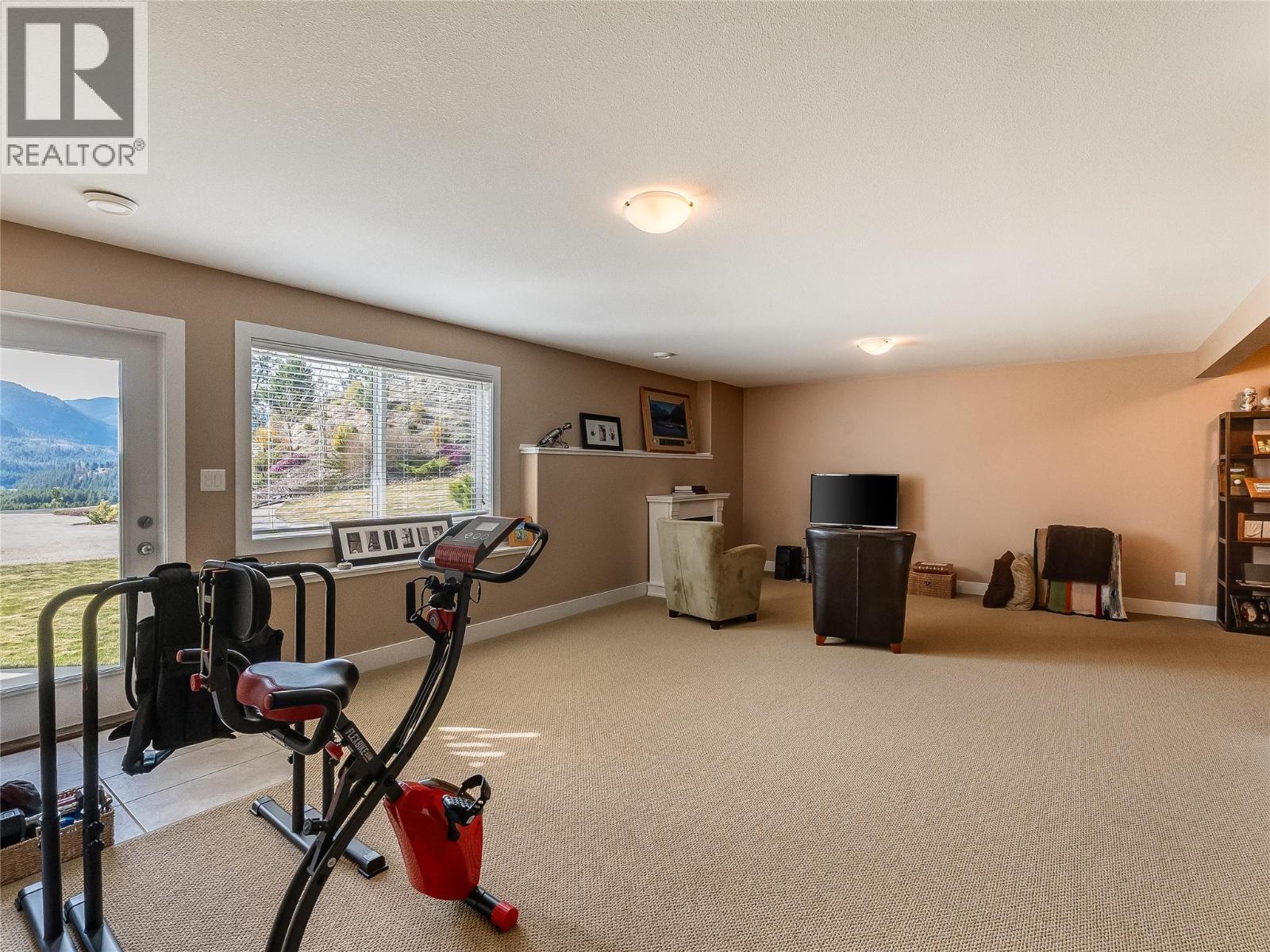  3835 5TH Avenue, Castlegar