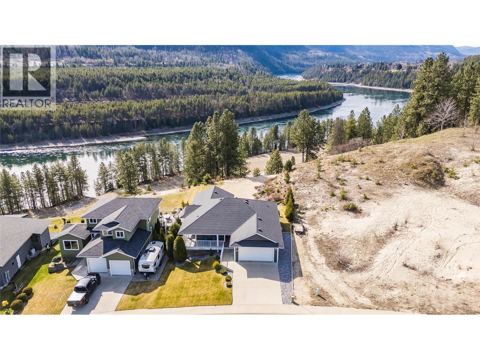 3835 5TH Avenue - 2
