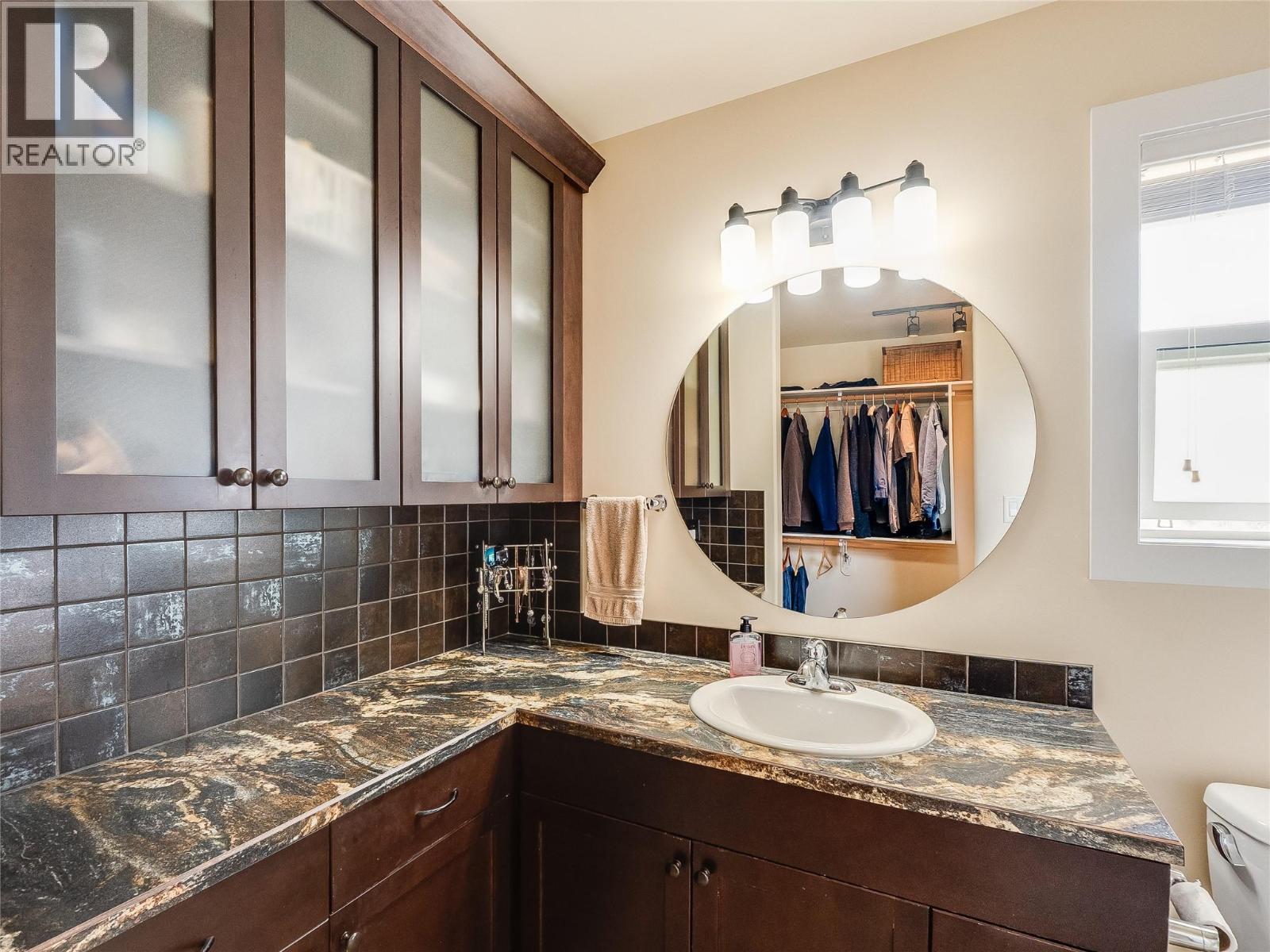  3835 5TH Avenue, Castlegar