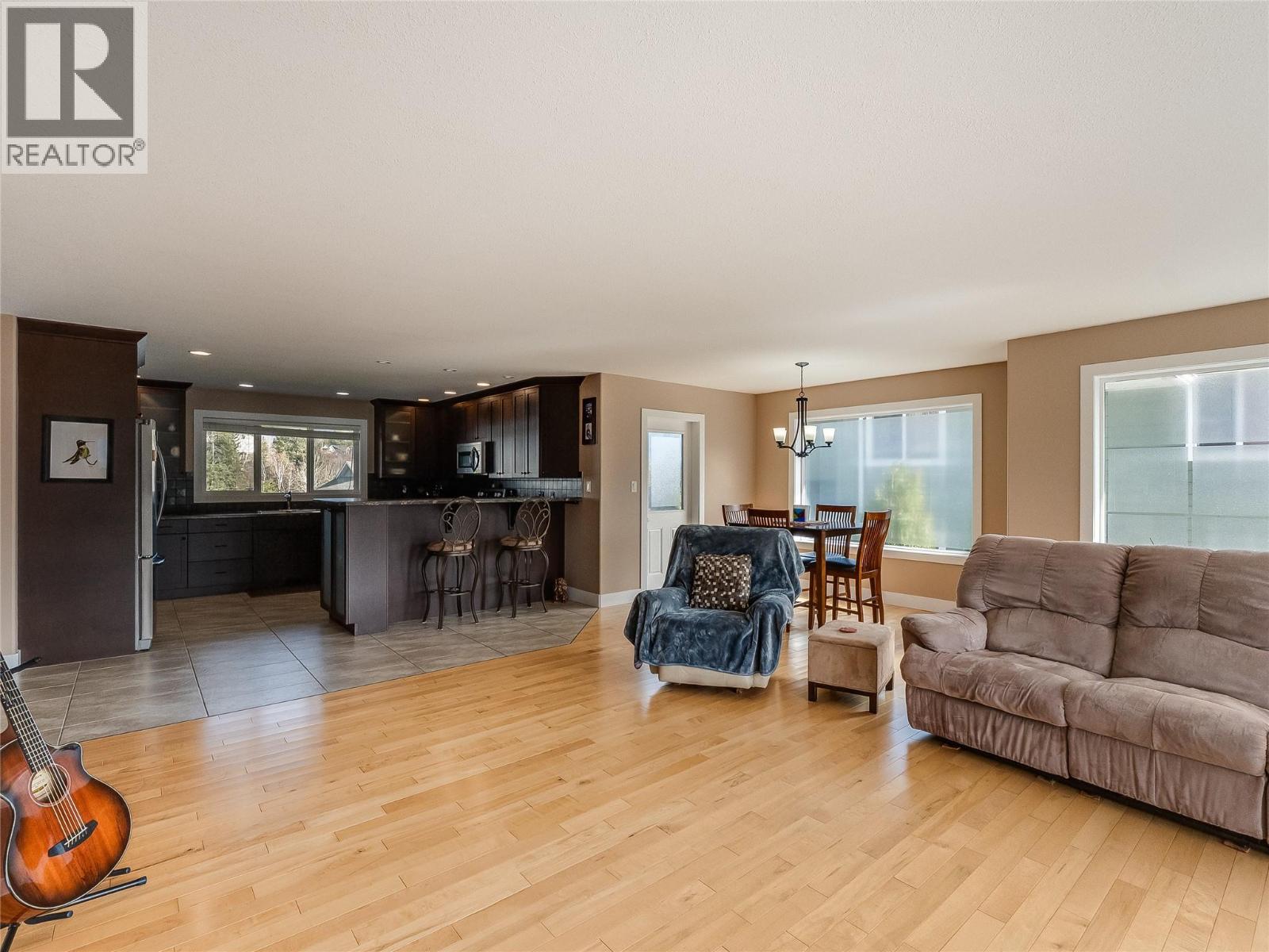  3835 5TH Avenue, Castlegar