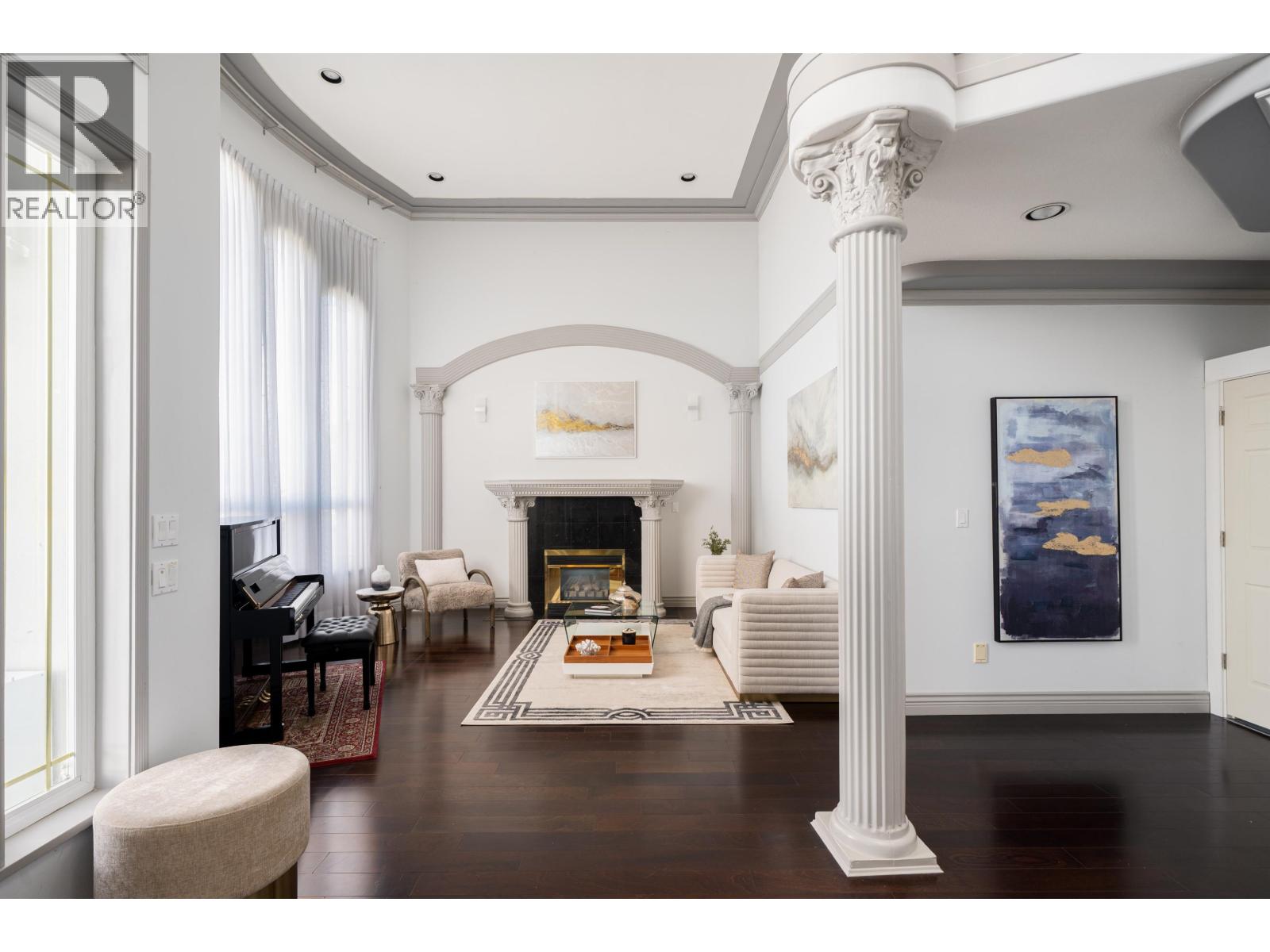 10684 AINTREE Place, Richmond