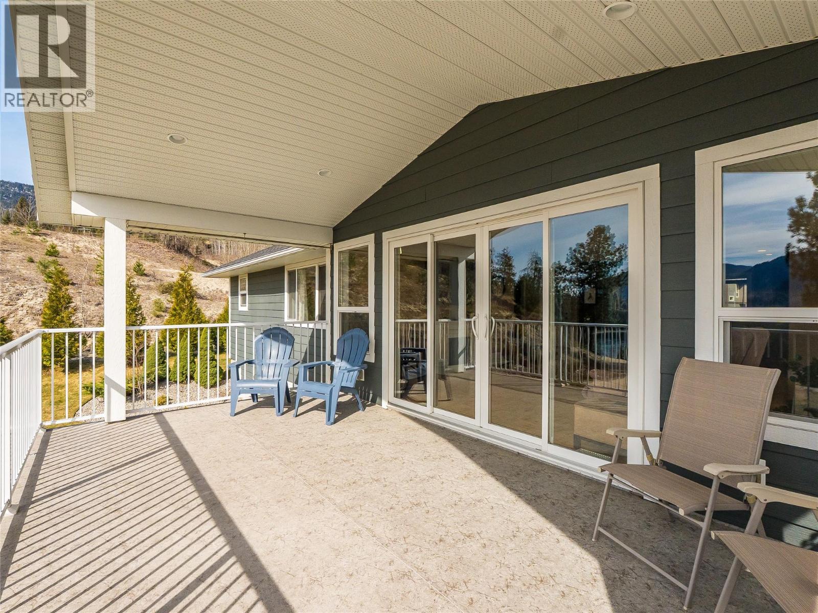  3835 5TH Avenue, Castlegar