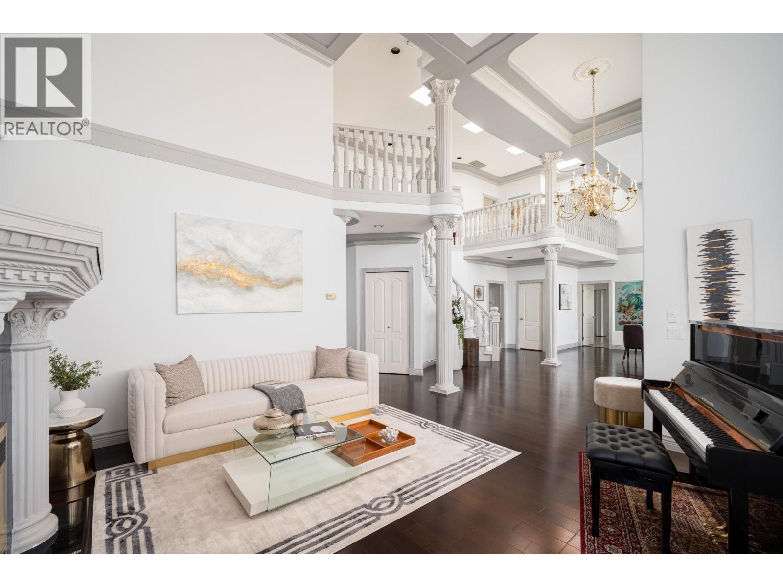 10684 AINTREE Place, Richmond