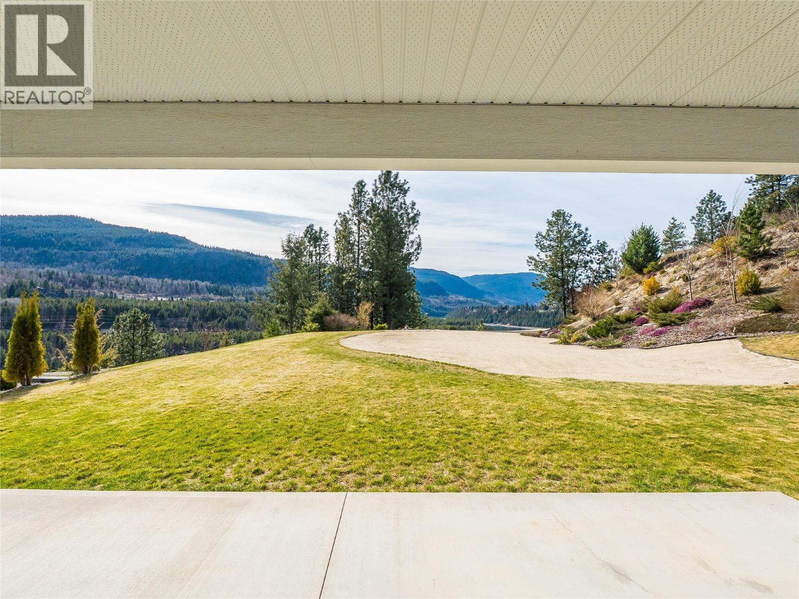  3835 5TH Avenue, Castlegar
