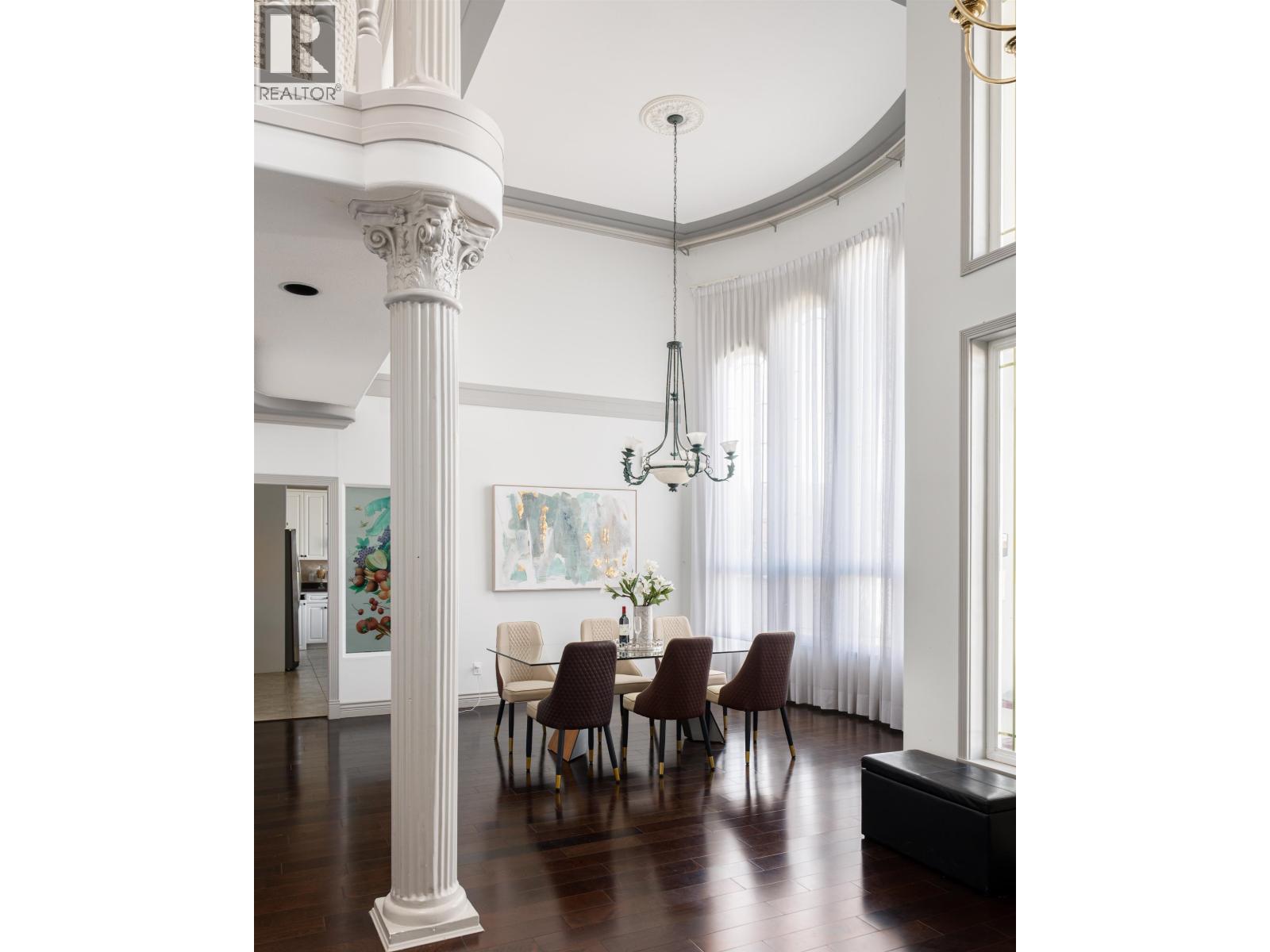 10684 AINTREE Place, Richmond