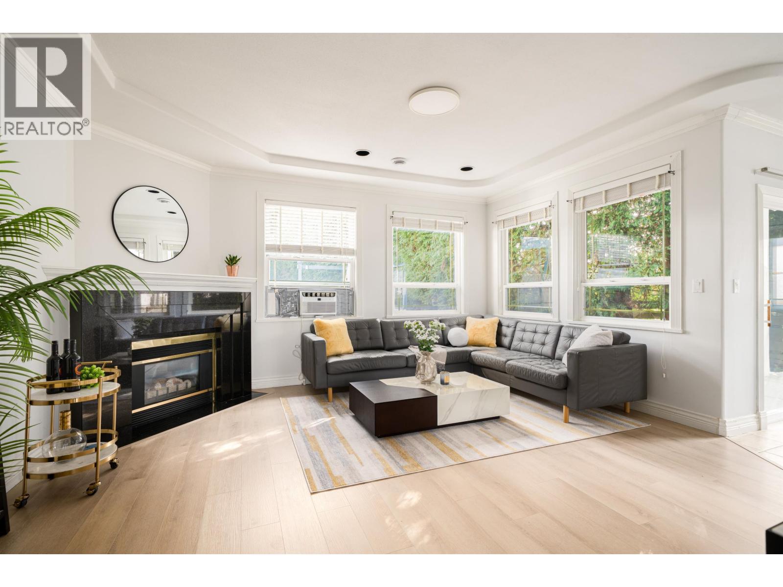 10684 AINTREE Place, Richmond