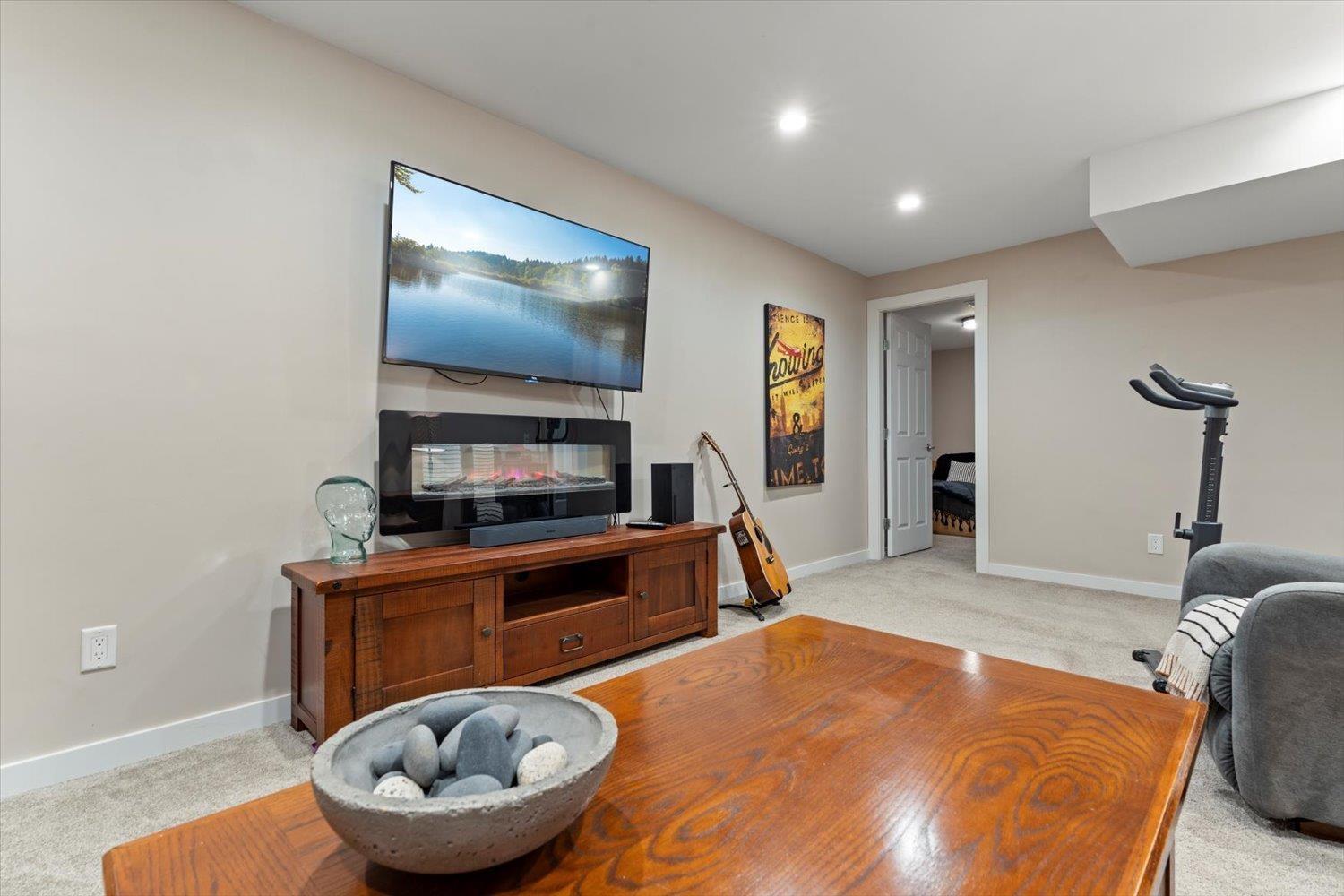 3297 VERNON TERRACE, Abbotsford