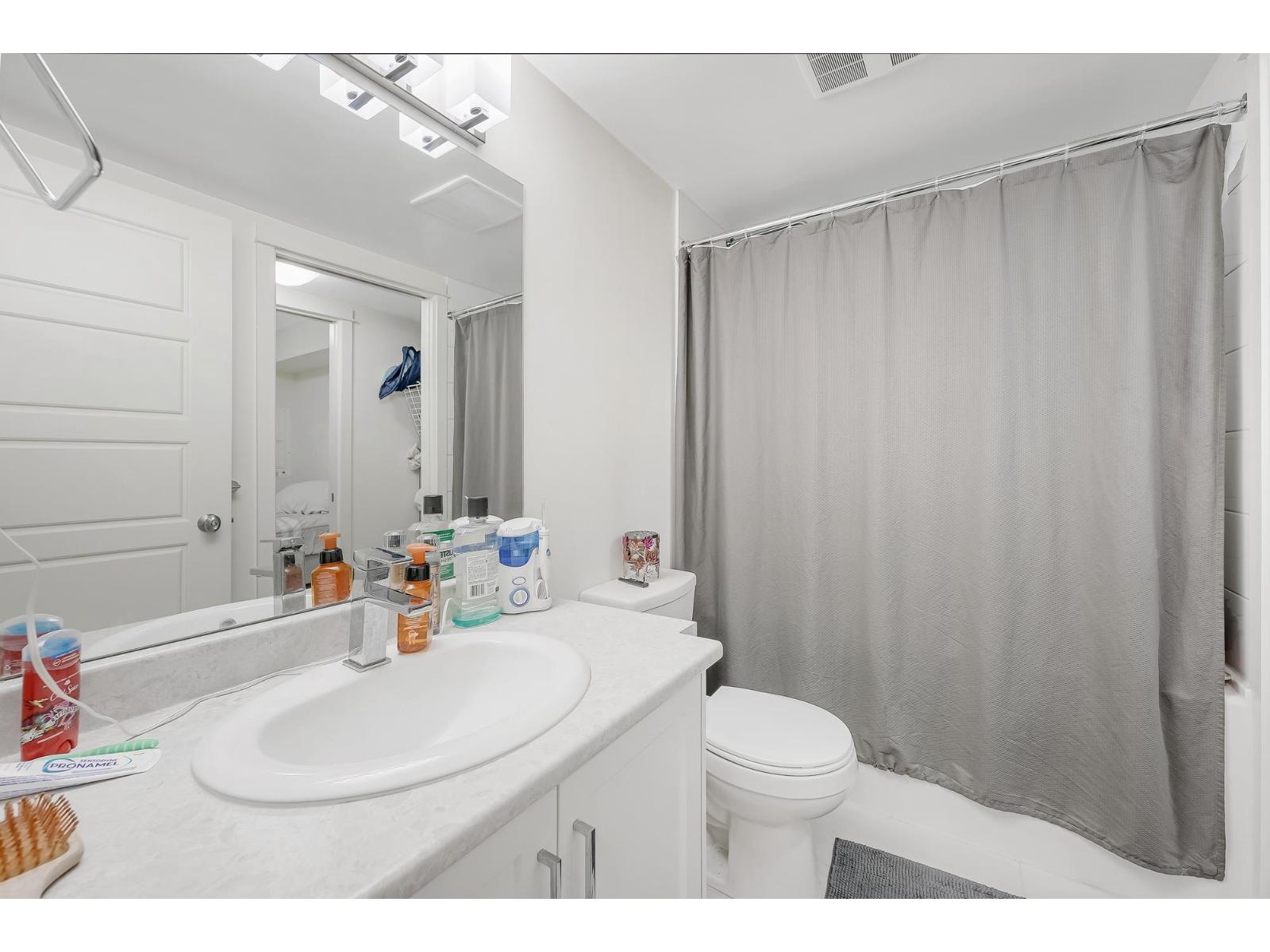 322 30515 CARDINAL AVENUE, Abbotsford