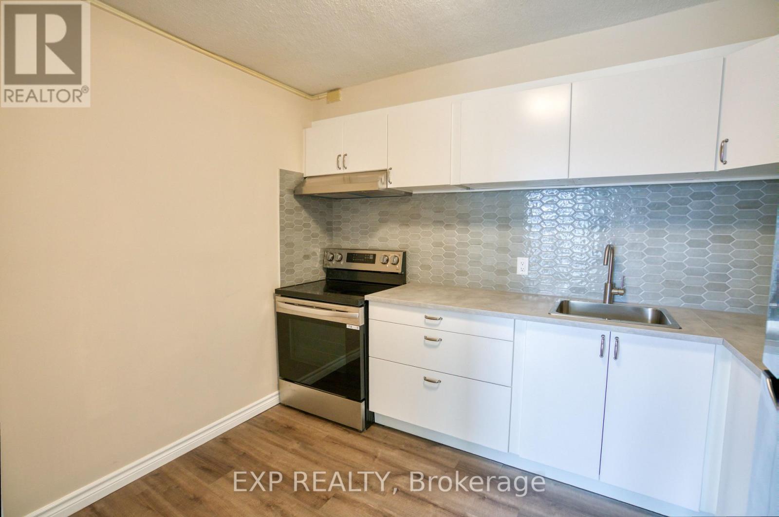 #1201 1380 PRINCE OF WALES DRIVE - 9