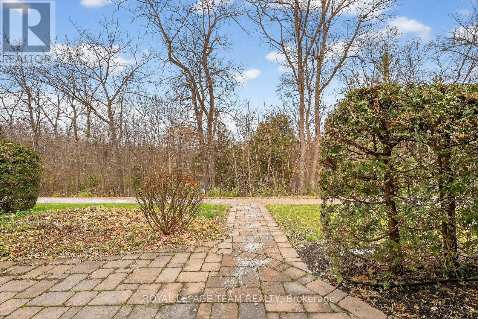 #UNIT 10 55 WHITEMARL DRIVE - 24